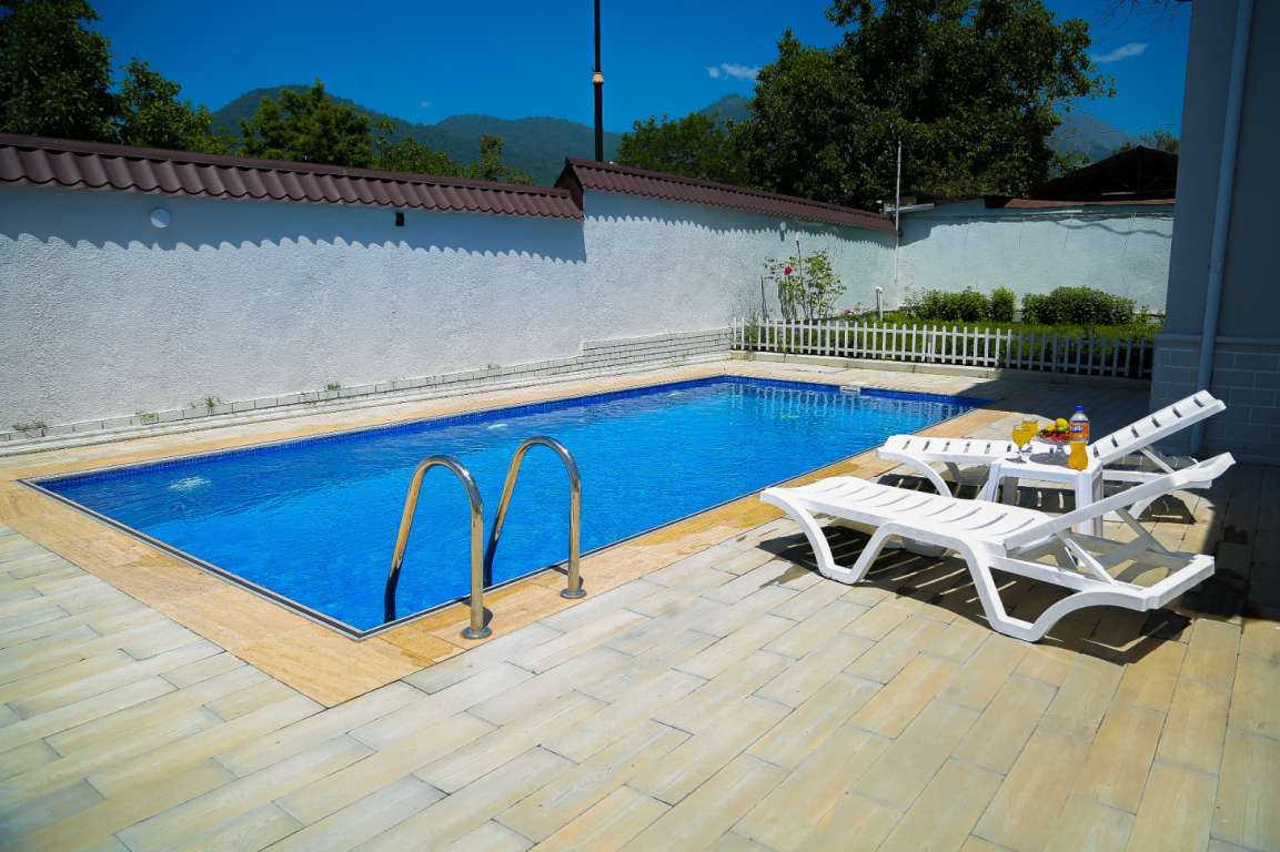 Qəbələ Qəbələ, Азербайджан günlük kirayə Həyət evi / Villa 200 AZN-a 5 otaqlı