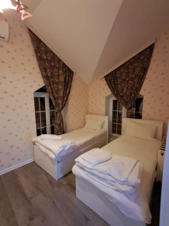 Qəbələ Qəbələ, Азербайджан günlük kirayə Həyət evi / Villa 200 AZN-a 5 otaqlı