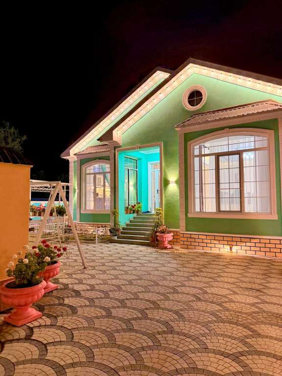 Qəbələ Qəbələ, Азербайджан günlük kirayə Həyət evi / Villa 220 AZN-a 5 otaqlı