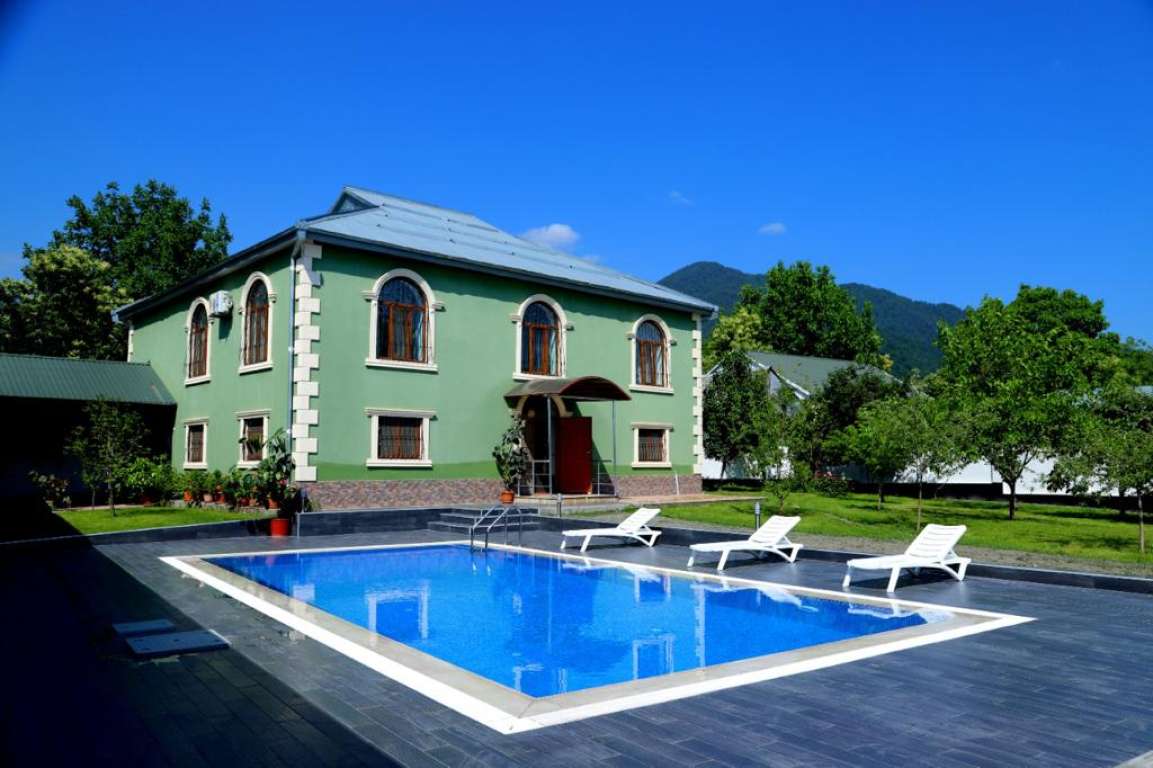 Qəbələ Qəbələ, Азербайджан Azərbaycanda günlük kirayə Həyət evi / Villa 200 AZN-a 5 otaqlı