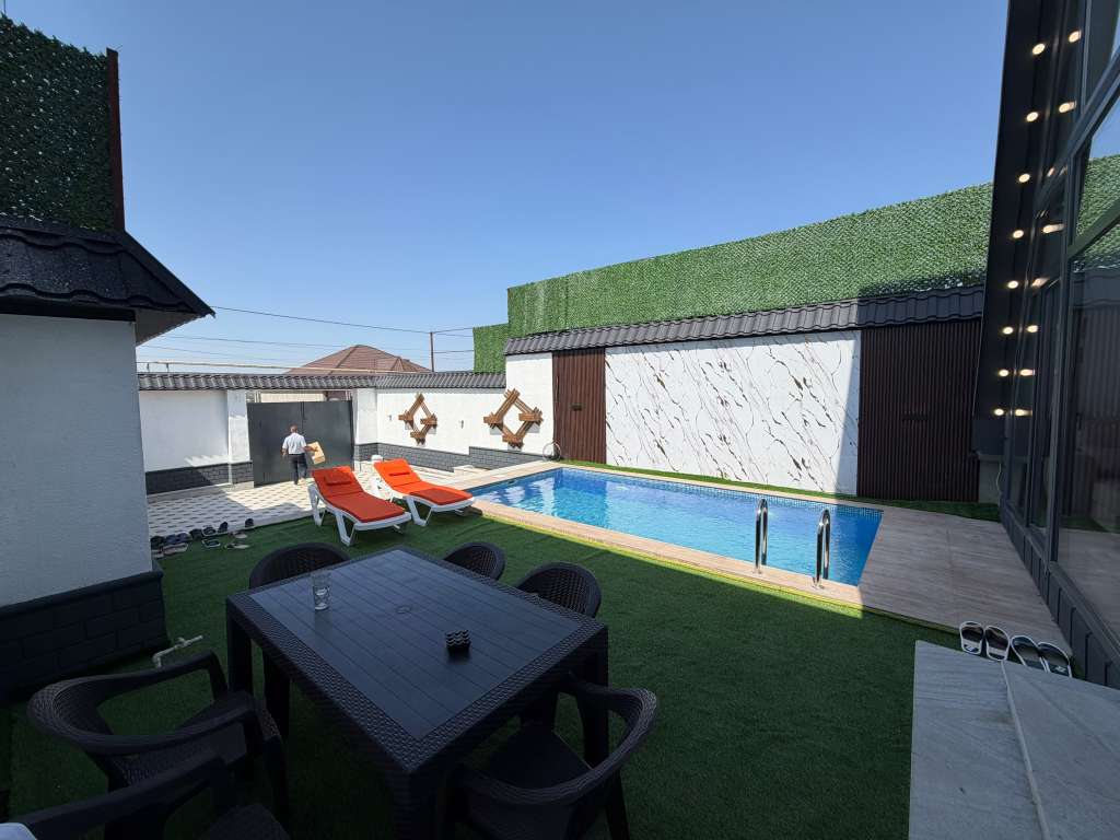 Quba 9G3C+V8V, Kuba 4000, Azerbaycan günlük kirayə A-Frame 250 AZN-a 3 otaqlı