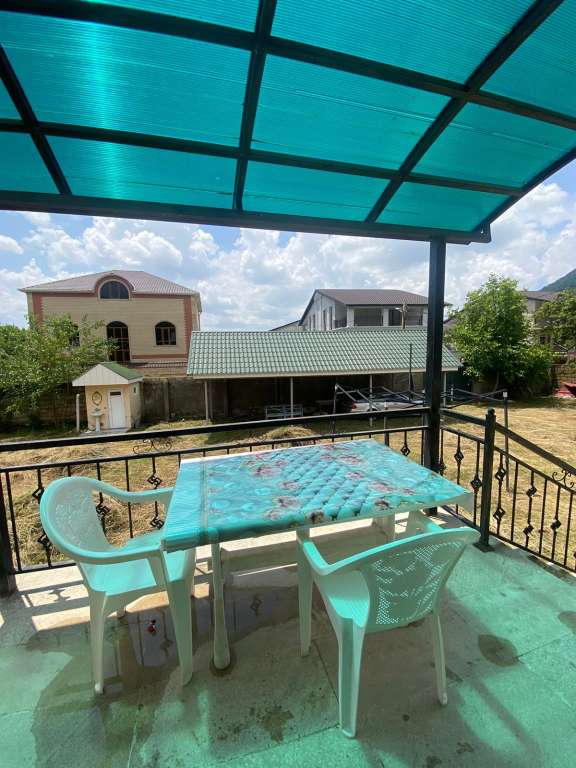 Qəbələ 2V2C+GXM, Kebele, Azerbaycan günlük kirayə Həyət evi / Villa 100 AZN-a 5 otaqlı