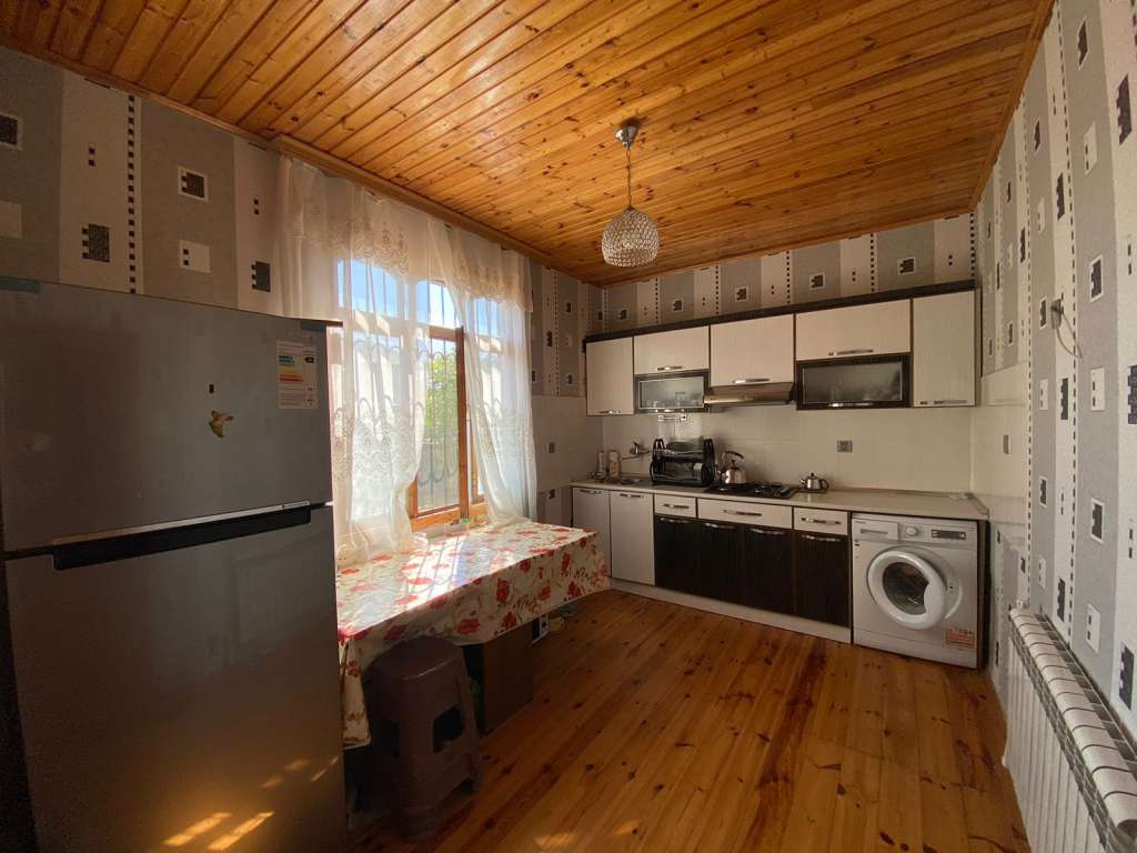 Qəbələ 2V2C+GXM, Kebele, Azerbaycan günlük kirayə Həyət evi / Villa 100 AZN-a 5 otaqlı