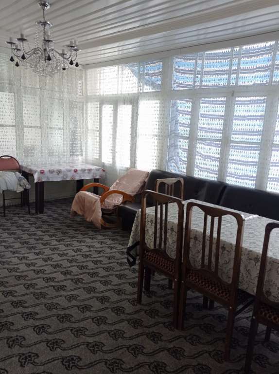 Şəki 18 Sarı Torpaq küçəsi, Şəki 5500, Азербайджан günlük kirayə Həyət evi / Villa 50 AZN-a 5 otaqlı