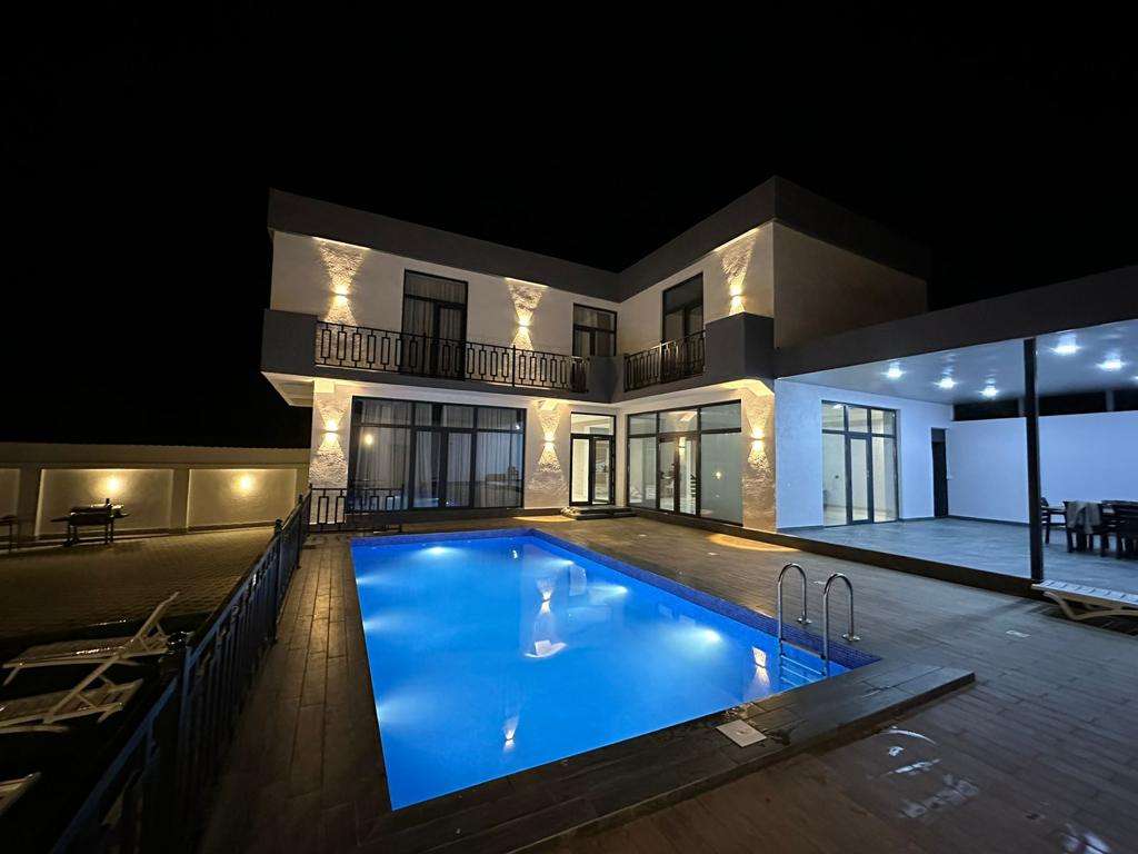İsmayıllı İsmayıllı, Azerbaycan günlük kirayə Həyət evi / Villa 300 AZN-a 6 otaqlı