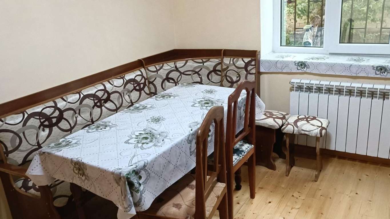 İsmayıllı İsmayıllı, Azerbaycan günlük kirayə Həyət evi / Villa 200 AZN-a 4 otaqlı