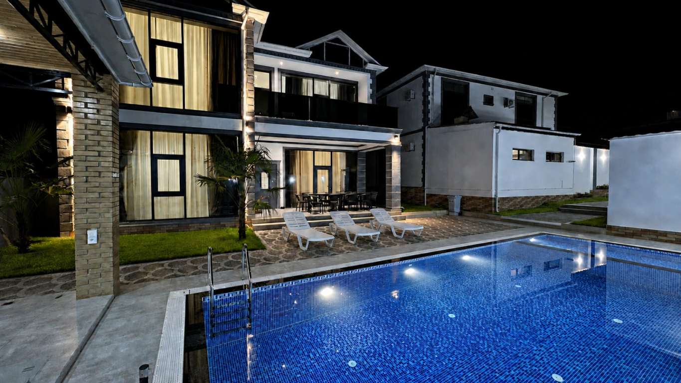 Qəbələ Cəfər Cabbarlı, Qəbələ, Azərbaycan günlük kirayə Həyət evi / Villa 250 AZN-a 7 otaqlı