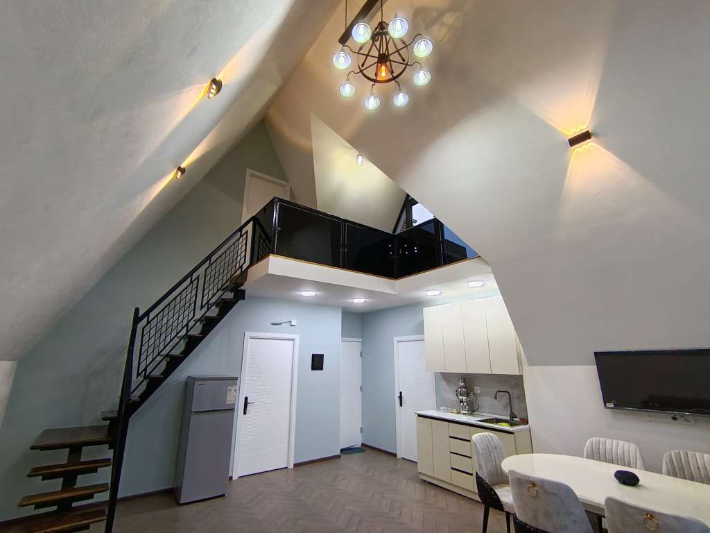 Şəki 65FH+52P, Şeki, Azerbaycan günlük kirayə Həyət evi / Villa 130 AZN-a 4 otaqlı