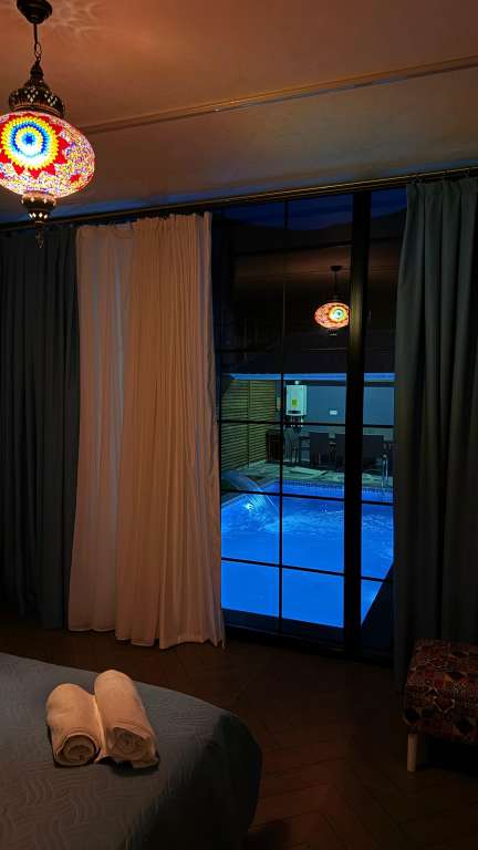 Şəki 65FH+52P, Şeki, Azerbaycan günlük kirayə Həyət evi / Villa 130 AZN-a 4 otaqlı