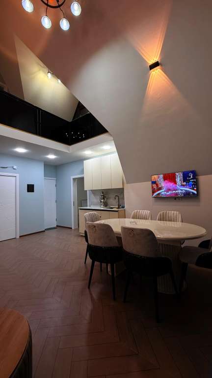 Şəki 65FH+52P, Şeki, Azerbaycan günlük kirayə Həyət evi / Villa 130 AZN-a 4 otaqlı