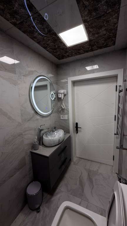 Şəki 65FH+52P, Şeki, Azerbaycan günlük kirayə Həyət evi / Villa 130 AZN-a 4 otaqlı