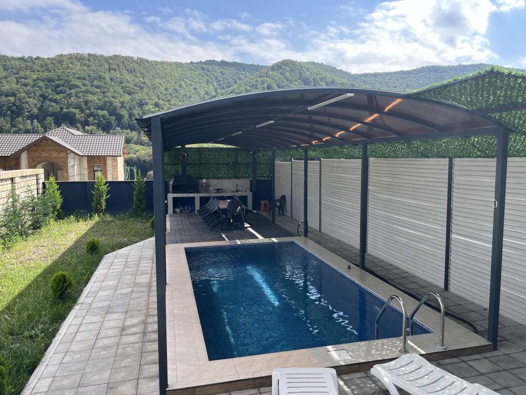 Quba 8CWF+M6 Гечреш, Азербайджан günlük kirayə Həyət evi / Villa 200 AZN-a 4 otaqlı