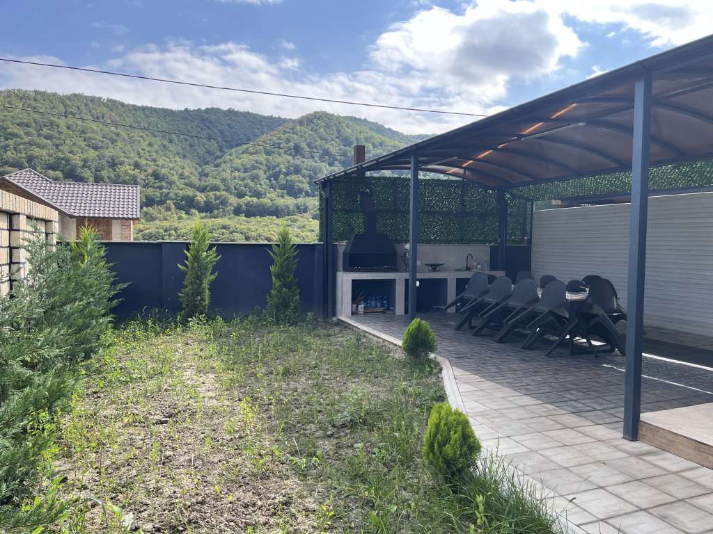 Quba 8CWF+M6 Гечреш, Азербайджан günlük kirayə Həyət evi / Villa 200 AZN-a 4 otaqlı