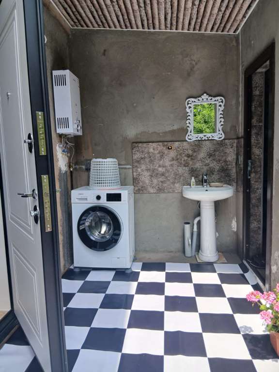 Qax Ağçay, Азербайджан günlük kirayə Həyət evi / Villa 50 AZN-a 2 otaqlı